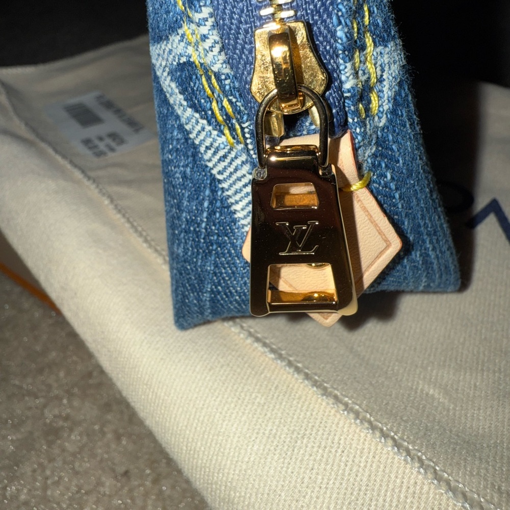 Louis Vuitton Pochette Cosmetique PM Blue Denim - Picture 6 of 9